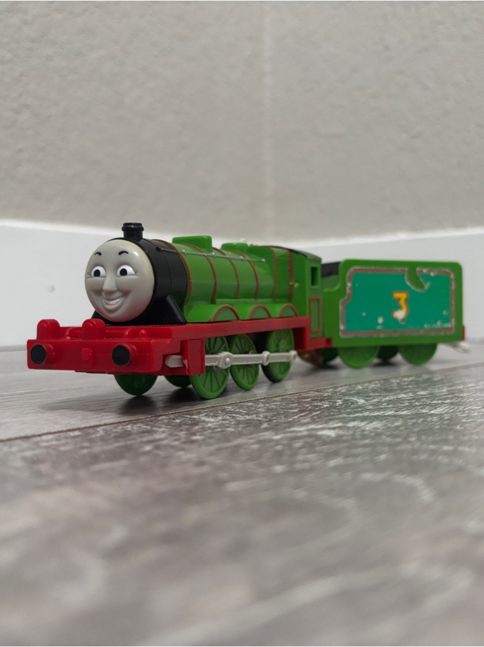 2009 Mattel Motorized Henry with Attached Tender - UNTESTED - Picture 2 of 9